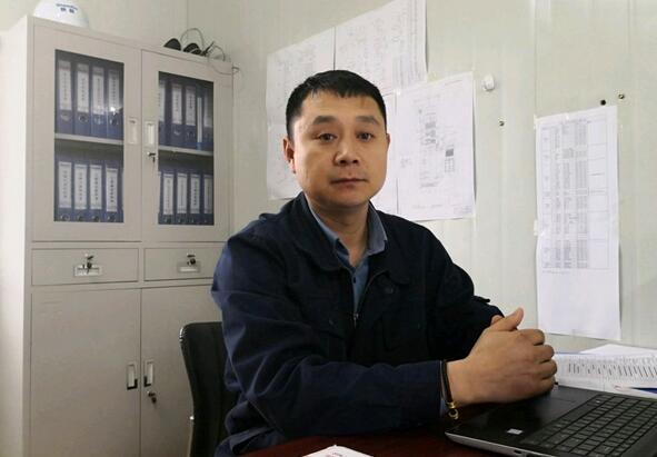 太阳娱乐动力门卫阳、刘博荣获天下“能工巧匠”声誉-公司新闻-太阳娱乐