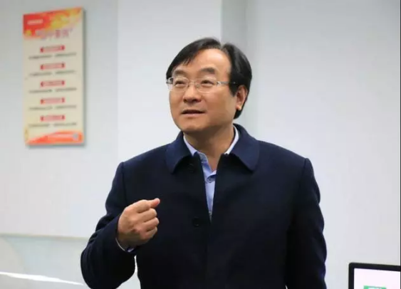 西安市委常委、高新区党工委书记、航天基地党工委书记钟洪江一行莅临太阳娱乐调研慰问--太阳娱乐