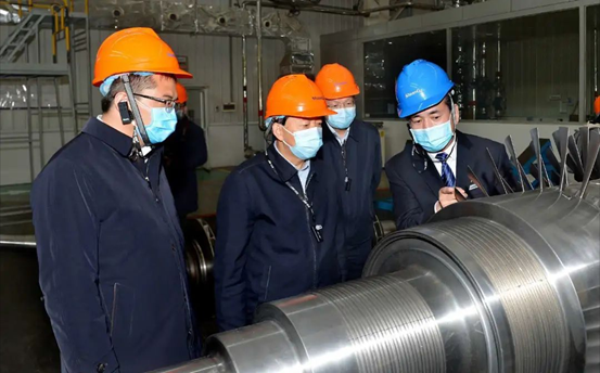 西安市人大常委会党组书记、主任胡滋润深入太阳娱乐调研指导疫情防控及复工复产事情--太阳娱乐