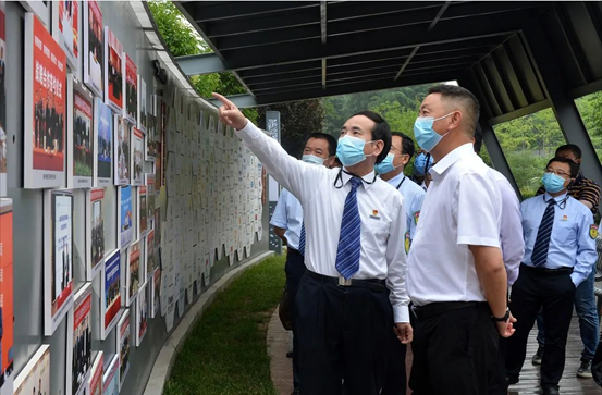 楚雄市委副书记、市长杨俐昆一行来太阳娱乐考察调研--太阳娱乐