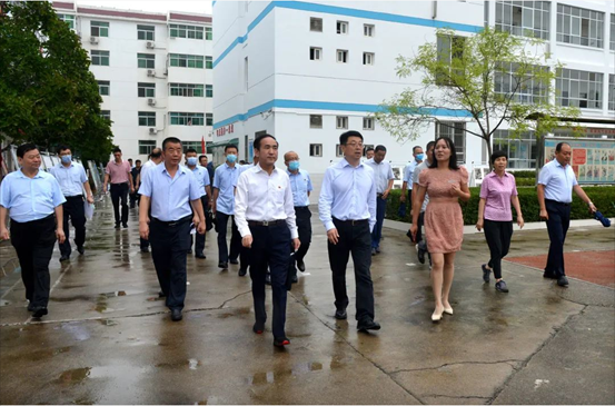 西安市副市长贠笑冬一行深入太阳娱乐临潼社区考察调研--太阳娱乐